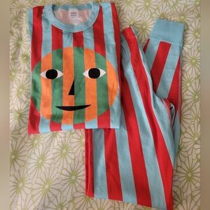 Dusen Dusen Pajama Set